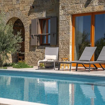Holiday home Paradiso Distria *