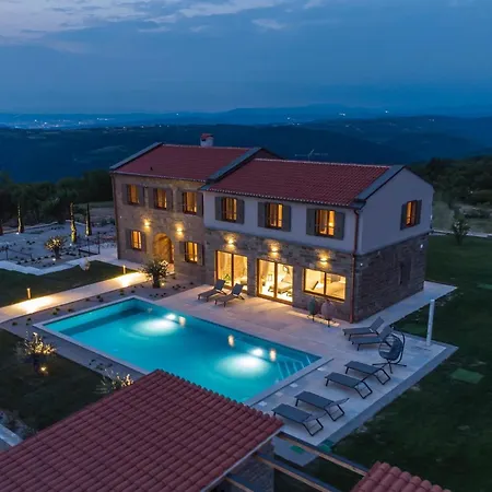Paradiso Distria