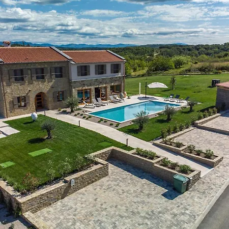 Paradiso Distria Holiday home *
