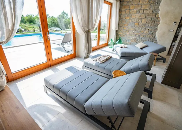Paradiso Distria Feriehus *